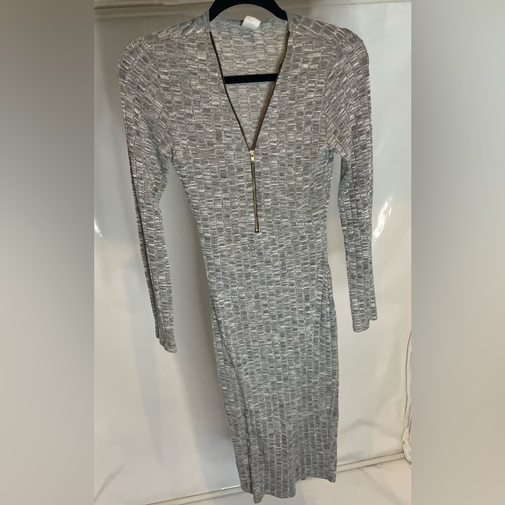 Coco Avante Gray Long Sleeve adjustable zippered neck line midi knit Dress - Picture 1 of 3
